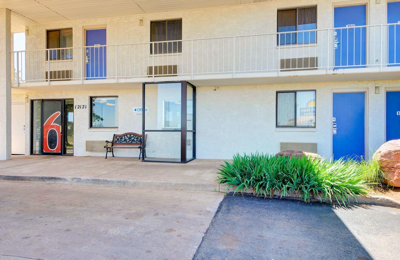 Motel 6-Oklahoma City, Ok - Frontier City Eksteriør bilde