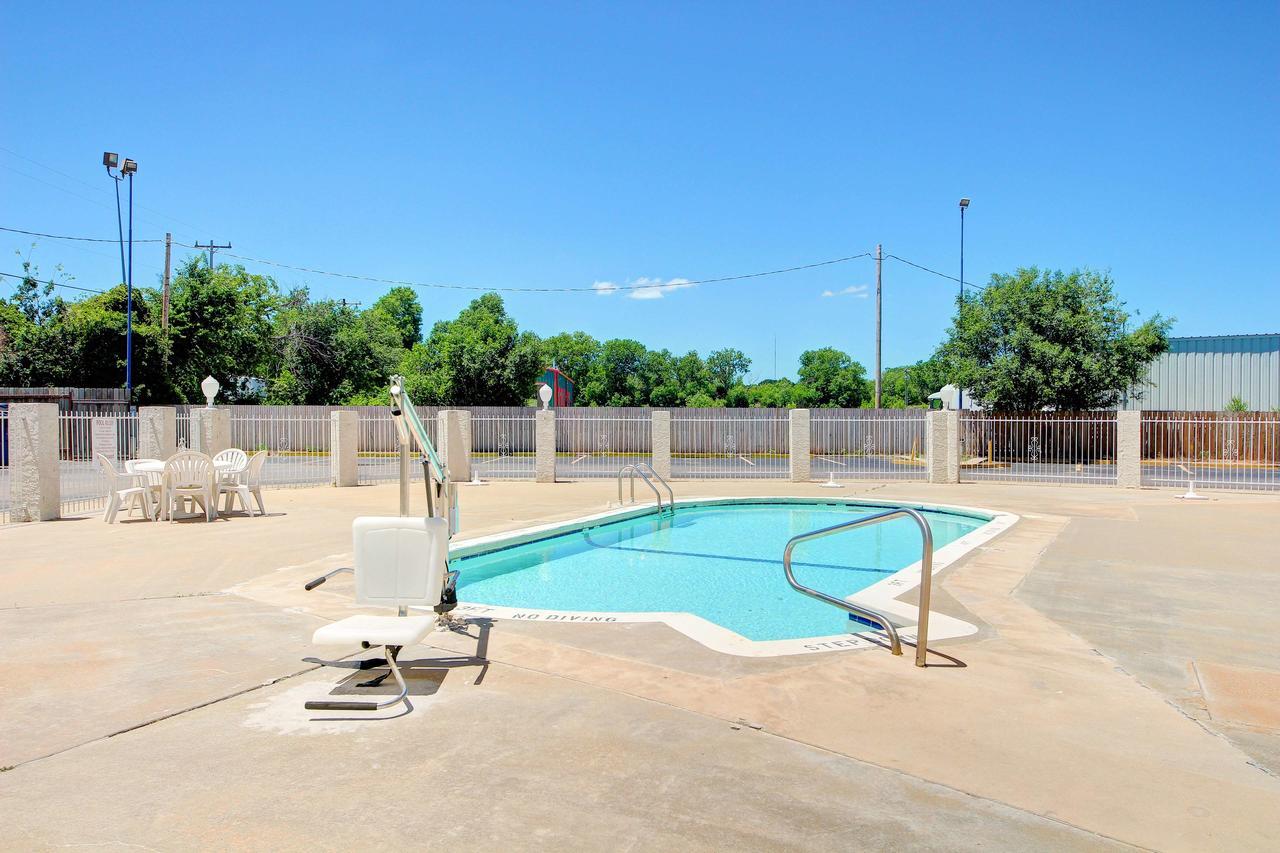 Motel 6-Oklahoma City, Ok - Frontier City Eksteriør bilde